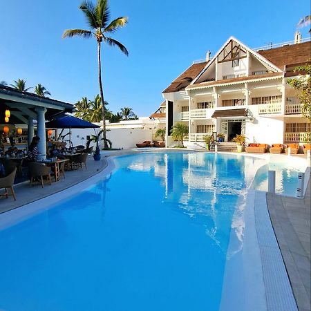 Le Nautile Beachfront Saint-Gilles Les Bains Exterior photo