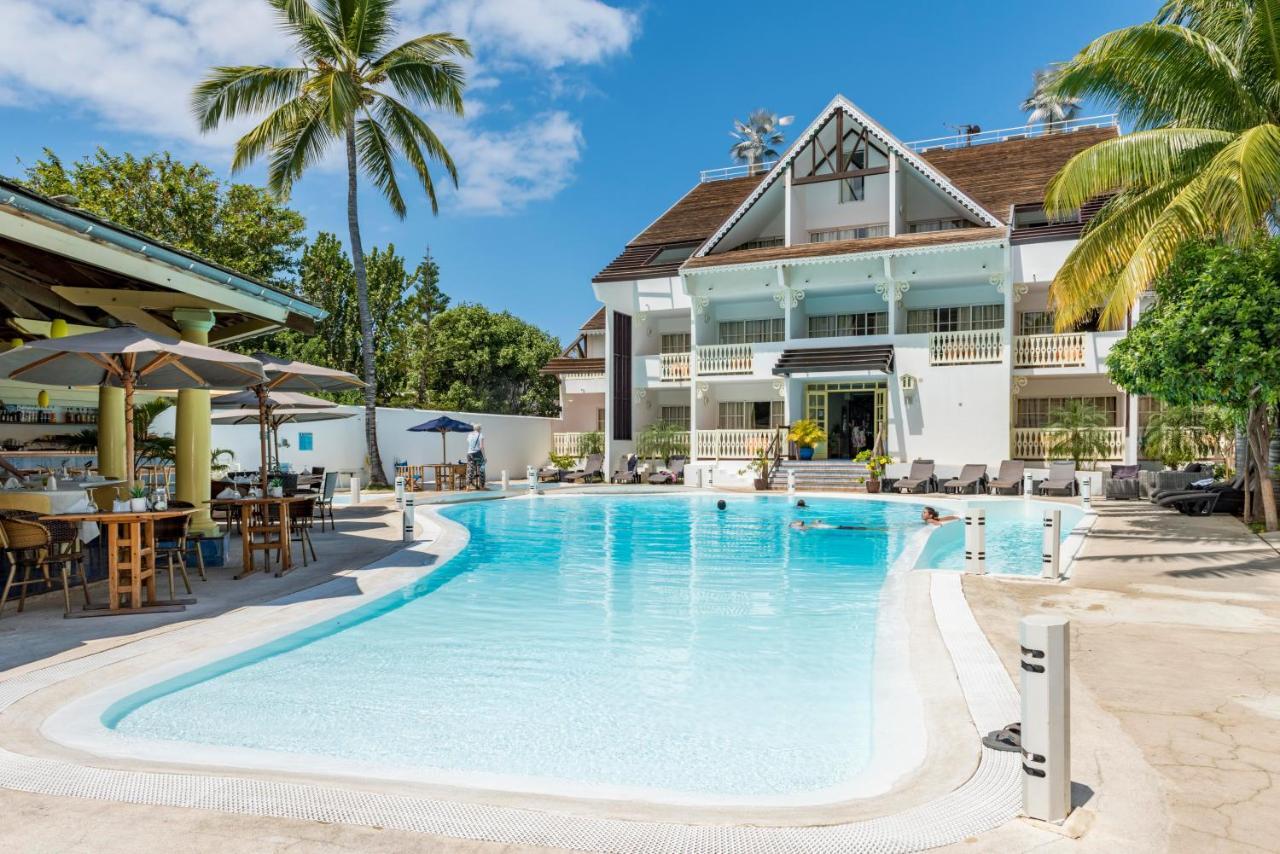 Le Nautile Beachfront Saint-Gilles Les Bains Exterior photo